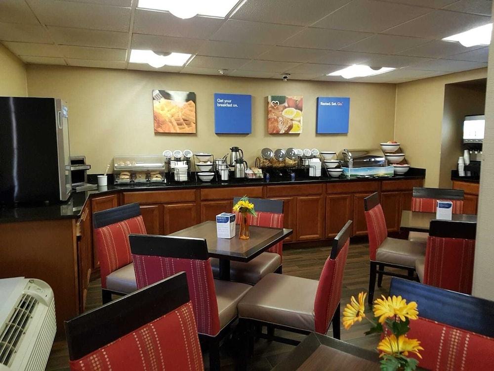 Comfort Inn Wethersfield - Hartford Exterior foto